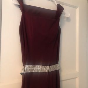 PROM DRESS EVENING WEAR Maroon Off the shoulder